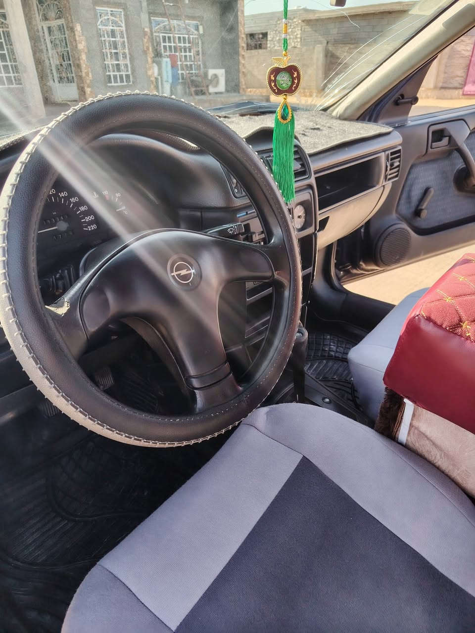 السلام عليكم ورحمة الله وبركاتة  البيع فكتره  93 المحرك ثمنطعش كير وتماتيك محرك شرط كير شرط تخم تاير كهربايات شقال رقم انبار سياره مال جنيه  السعر 45 مجال بصيط العنوان النبار حديثه  الصمود ***********
