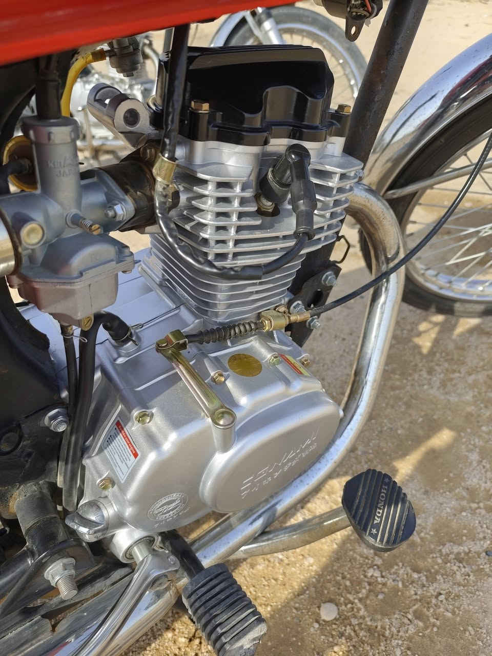 دراجه للبيع مديل 25بعده ع سحكك دراجه زيرو شرط ما مبدله دهن بس دهن الشركه ذابينه دراجه كلك كلك مكاني ع طريق كربلاء نجف عمود 842اليحب يتواصل على هاذ الرقم ***********هاذ صاحب الدراجه ول يريد يتفضل خاص بخدمته سعره 600قفل بدون عمله
