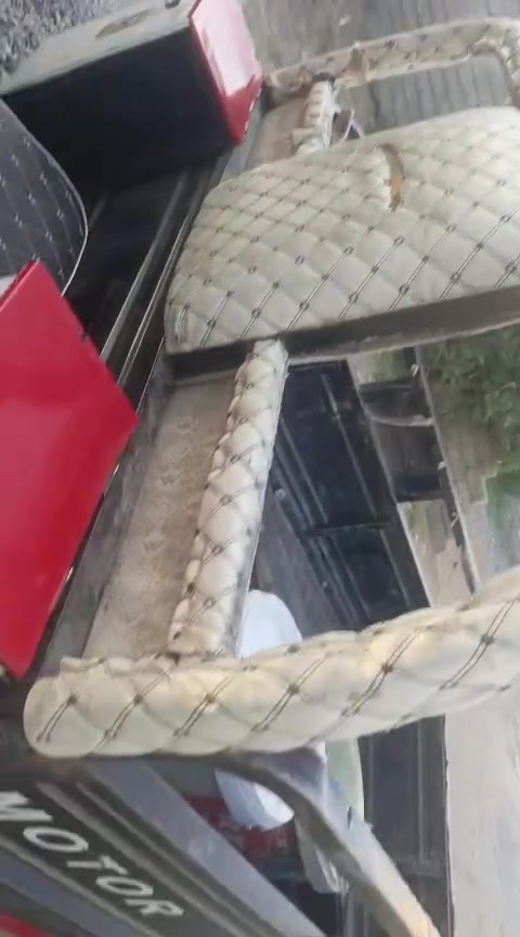 سلام عليكم ستوته للبيع فحل 
شاخوان موديل ٢١ شاصي ركبه محرك 
كهربائيات  سلف هندر اكسل كاردن صلايب 
كله شرط مكاني صلاح بيجي 
سعرها مليون و ١٥٠ وبيها مجال حك الجيه 
***********
