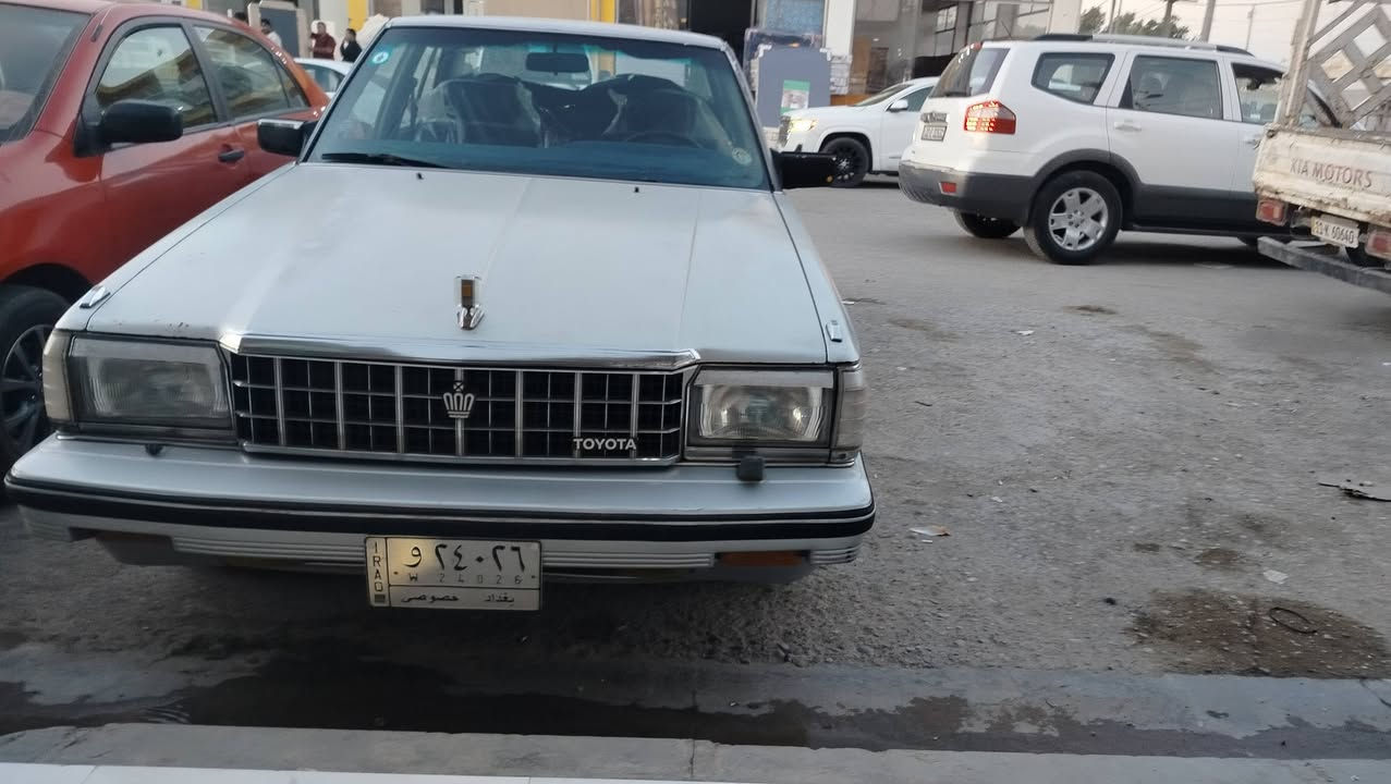 🚘 للبيع: سوبر كراون موديل 1984
✅ مكينة مكفولة
✅ گير عادي
✅ السيارة بلادي وعلى وضع الشركة، بدون صبغ
✅ يوجد جراد بسيط في القمارة والجنطة والبنيد
✅ جميع الكهربائيات تعمل بشكل كامل
✅ التبريد شغال وممتاز
✅ السدر الأمامي والخلفي جدد
✅ تخم تايرات جديد
✅ رقم بغداد ألماني
✅ مكان السيارة محافظة واسط/حي الجهاد 
💰 السعر: 73 وبيه مجال 
📞 للاستفسار: ***********
