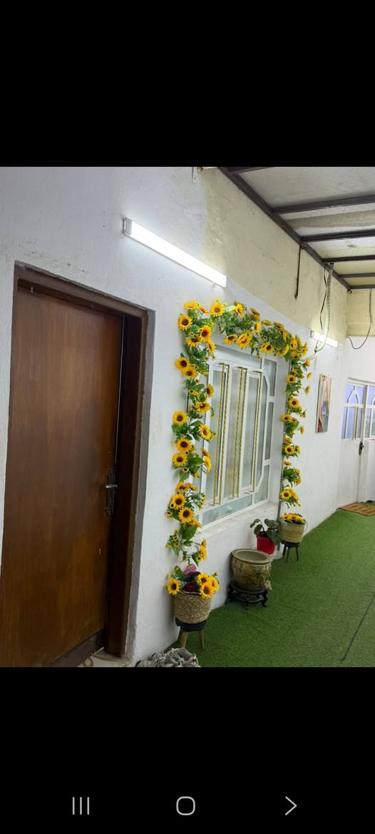 مشتمل للبيع المساحة ١٥٤ متر طابو ملك صرف الموقع شطيطه يحتوي على غرفة نوم وصاله ومطبخ واستقبال وصحيات 
                مكتب الحسيني 
              ***********
