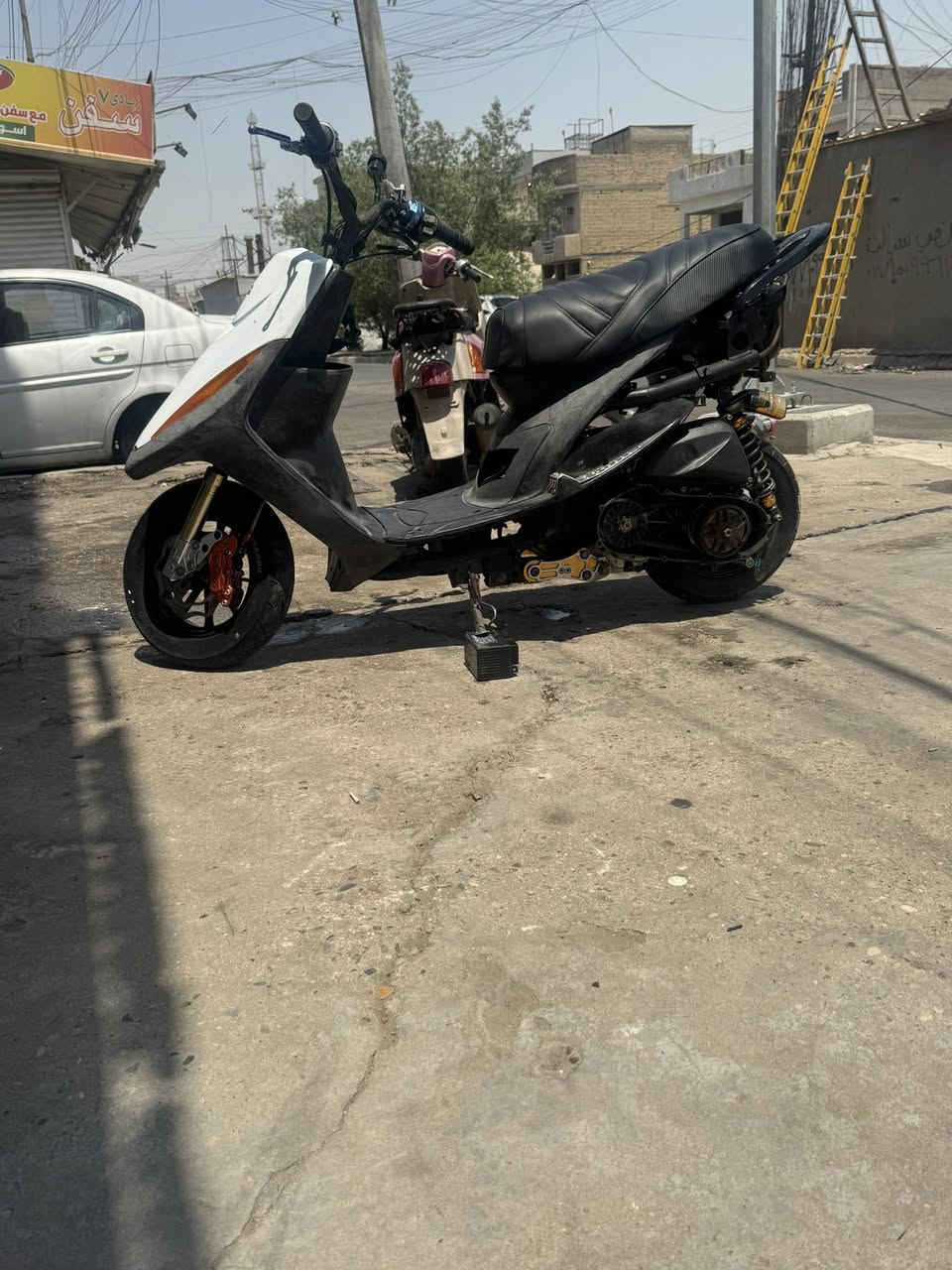 ماكس للبيع بيهه غراض
السلام عليكم ماكس للبيع بيهه غراض مليانه مكينتهه بلاديه عارضهه ب ٧٥٠ قفل قفل مكاني شارع فلسطين ***********
