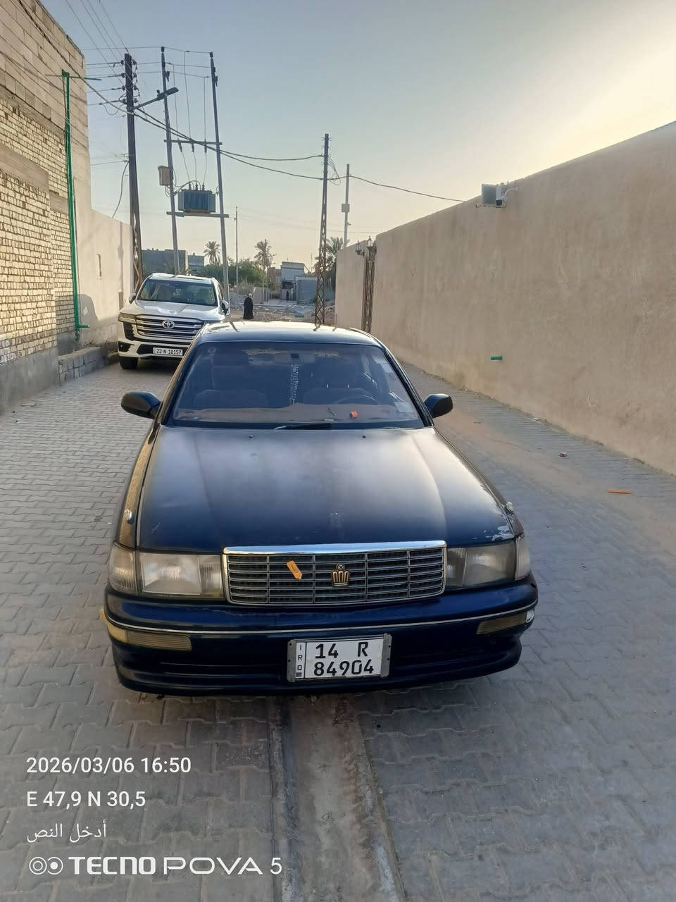 السلام عليكم..
كراون بطه متصل مديل سيارة 91
محرك 2500  سيارة مكفوله من الكص و النقل والعيب الشرعي   والرقم انكليزي السنويه ل 2031  و سيارة بسمي 
وسياره بيه بس الكير والكير بيه تخيره بل نمر 

وتحويل ثاني يوم  السعر 50 وبيه مجال.    *********** الرقم
