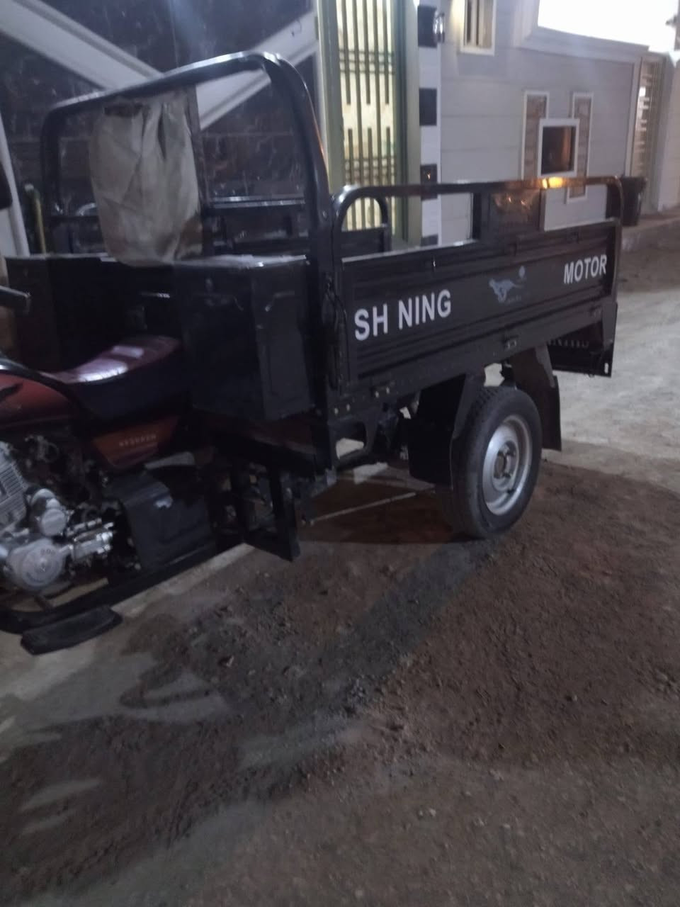 ستوتة للبيع اوراق اصولي موديل 2023محرك200 الرقم***********
