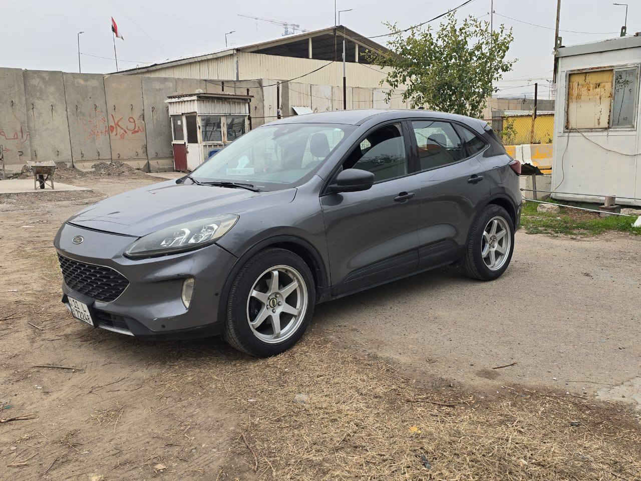 فورد سكيب موديل 2023   بغداد  تحويل ثاني يوم 
سياره جديدة وجاهزه من كلشي خير من الله حادث جدا بسيط البنيد من فوك شواصي لغود كله مكفول ماشيه 25 الف فقط 
 وسعر جدا مناسب حجم السياره توسان وسبورتج عاليه والسعر مال اكسنت  بالعافية على يأخذها
صور الحادث منشوره السعر 119 $ 
 *********** وات ساب  مكان السياره الكراده
المواصفات
رادارات
شاشة كامره
هاندبريك بصمة 
تبريد قطعتين
صندوق يفتح بالقدم 
لايتات زنون عالي و ناصي 
لد نهاري 
محرك اقتصادي 1500 تيربو 
رادار تصادم امامي و خلفي 
حساسات 
خاصية تحديد المسار و السرعة 
مرايات رادار
تبريد مركزي
كير ماوس
بعد مواصفات بغداد, العراق
