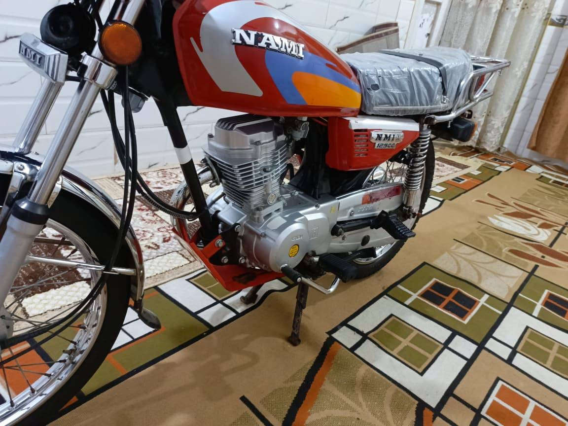 السلام عليكم شباب
دراجة نامة باب اول سبع اوراق  الوكيل سيد خلدون مكفول كفالة عامة 
السعر 1500(مليون ونص) وبيها مجال بسيط 
العنوان العمارة ميسان 
الخاص مغلق مكلف بالنشر  واتس او اتصال
***********
