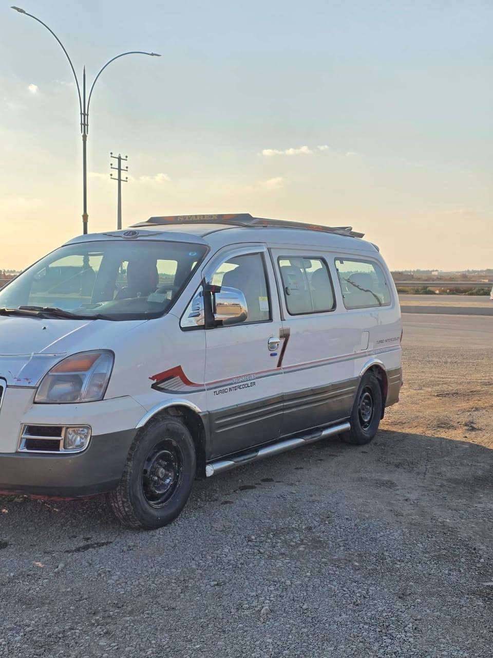 ستاركس 2007 مكينه وكير واكسل بشرط رقم بغداد السياره بأسمي ومصفره هيئه وضربه ومرور بشرط التحويل الاتصال على الرقم 
***********
***********
