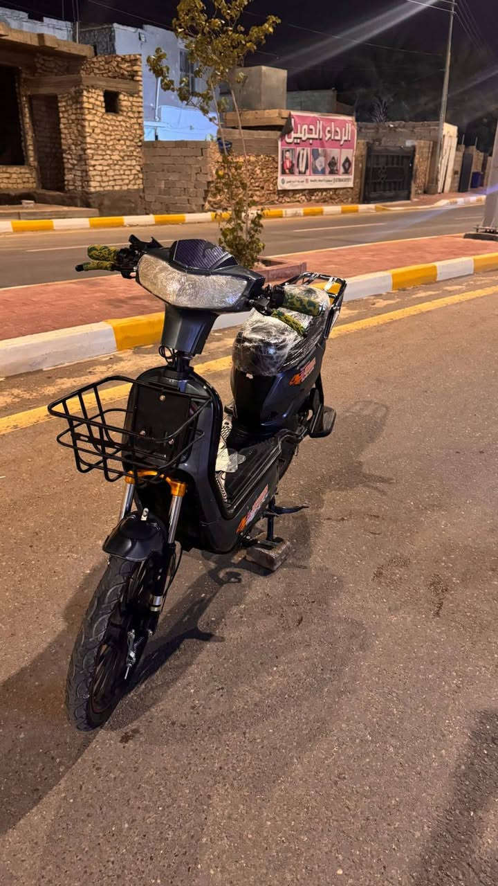 سلام عليكم دراجه شحن للبيع مستعمل نضيف جدا 
السعر ٤٥٠الف بي مجال عنوان رمادي المعارض
***********
