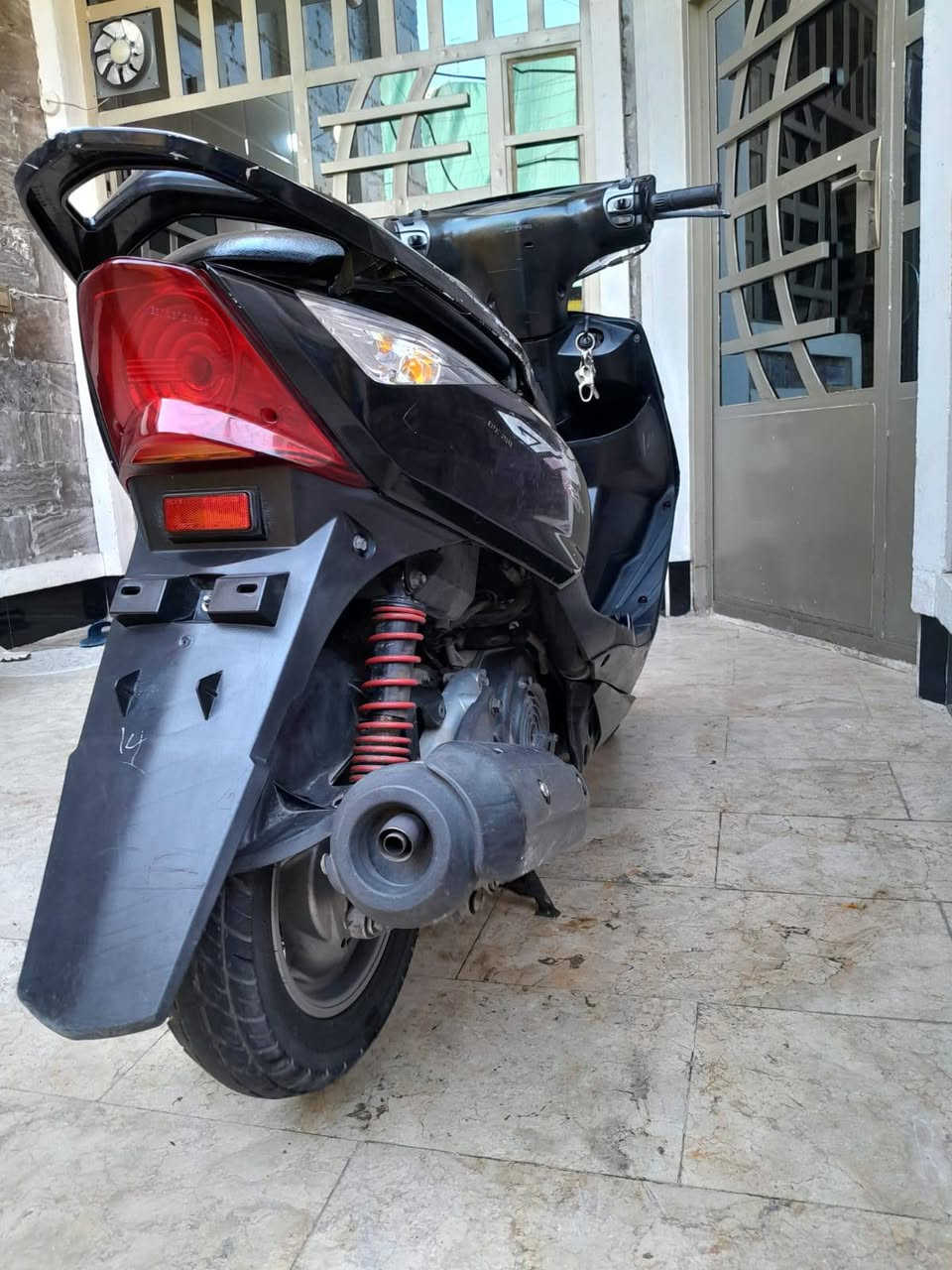 دراجه نضيفه الله شاهد من البيت لدوام خت الجديد مال جني ....العنوان عبيدي شارع ‏‪***********‬‏متواجد واتساب بغداد, العراق
