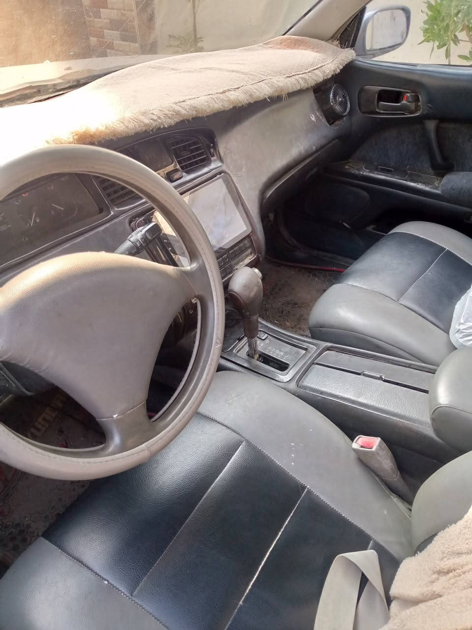 السلام عليكم بطه موديل 93 رقم ديال. نكليزي تخم تايرات تبريد شغال سياره مكفوله من الكص والضربه صبغ عام جماليه السعر 60وبيها مجال ***********
