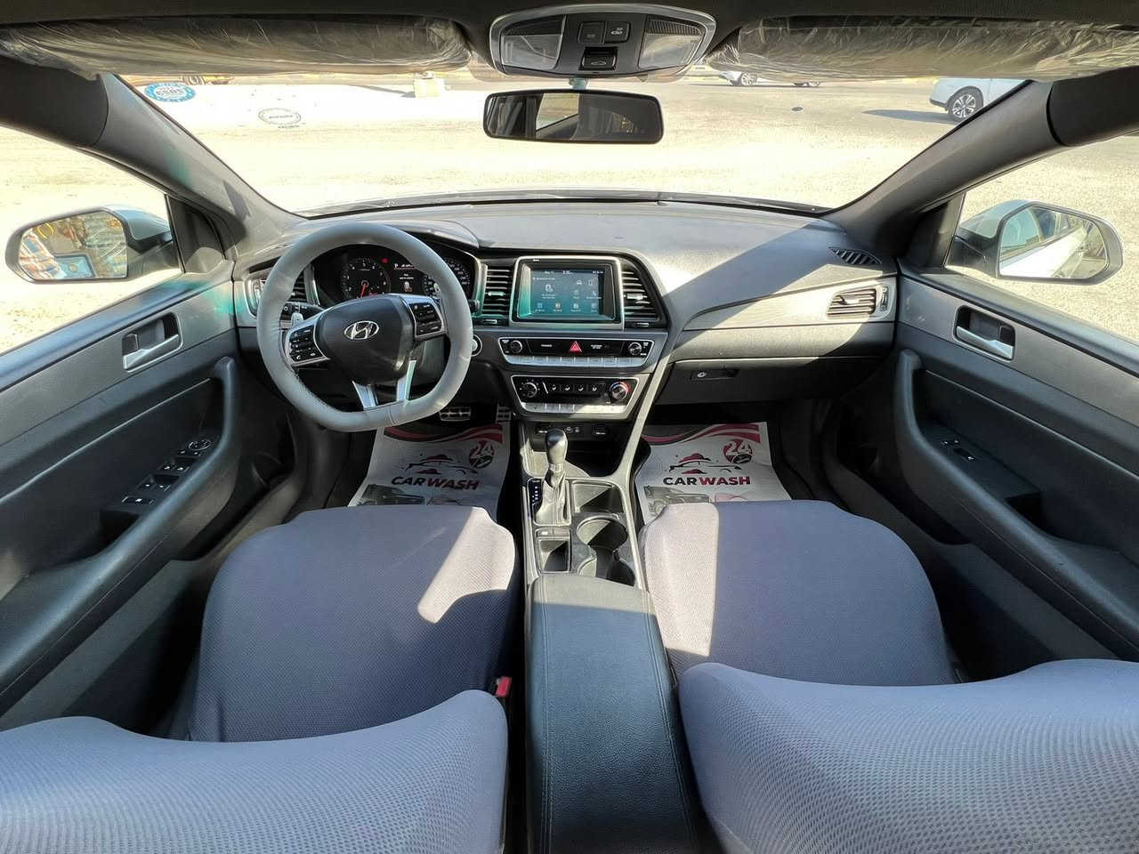 سلام عليكم
سوناتا 2019  فئة سبورت وارد كندي 
رقم اربيل
ماشيه124 الف كيلو متر 
ضررها جاملغ وبنيد بدون ايرباك ولاشاصي
مكينه وكير وتبريد كله مكفول 
المواصفات:
فتحه 
بصمه 
شاشه كبيره تدعم كار بلي
كاميره دواره 
نظام نقطه عمياء 
تدفئة كشنات
كشنات جلد 
كشن السايق كهربائي 
لايت زنون بلادي 
ستيرن حرف D 
شفتات بالستيرن 
تحكم ستيرن فول 
درايف مود ( نظام سبورت)
صندوق ذكي ( يفتح اوتو عند الاقتراب)
اشاير بالمري
لد ترحيب بالباب عند الاقتراب  
حداديه جديده
مكان السياره نجف
للتواصل واتس اب 
***********
السعر 145
