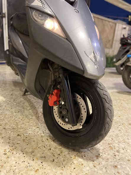 دراجه ثعلب قبل 3ايام منزله من رمبه
دراجه ماملعوب بيه اسمع صوته بلفيديو

لون فيلي

نضافته95‎%‎

للبيع او مراوس بدراجه شحن ريان

حسب القناعه

مكاني بغداد حي سلام

رقمي***********
