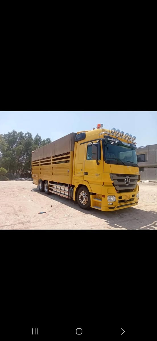 سحال للبيع2011 فول مواصفات  كامره حساس تبريد خزن  ريدايدر ٥ طكات مزوج تخم تاير تخم ويل كروم جاهزه مابيها نقص برغي 
***********
