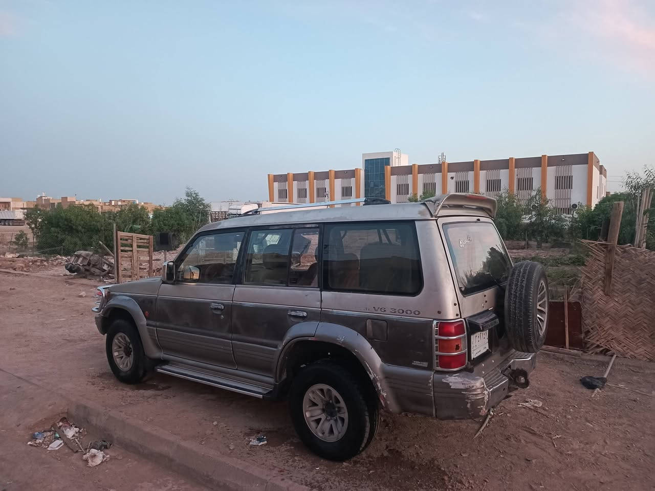 سلام عليكم باجيرو موديل 94 مكينه كير فيفيتي ياباني مكفولات تبريد شغال فقط عوزه غاز رقم بغداد راعيها بل عماره شرط مداور مكاني ميسان حي نهاوند سعرها 38 بيها مجال شي قليل ***********
***********
