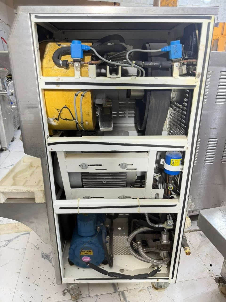 Ds كيربجاني 
موديل حديث
العنوان البصره للاستفسار ***********
