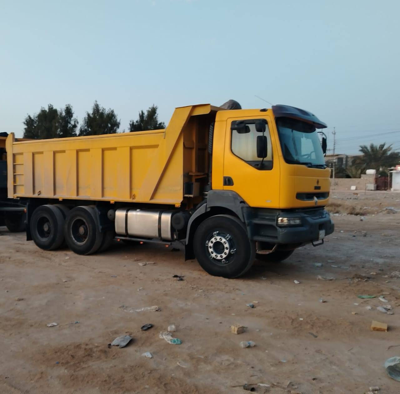 للبيع رينو صدامي جاهزه للعمل ***********
