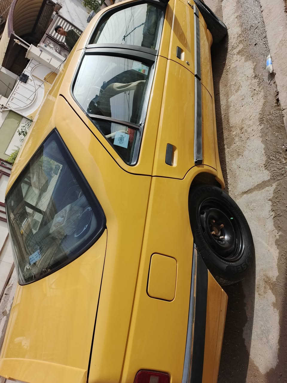 السلام عليكم بيجو موديل 16
محرك كير كفاله السيارة بسمي 
تبريد شغال كهربائات كلها شغاله 
سنويه 2026/11/10

بيها هاي الضربه بجاملغ مثل مموضح بلفيديو رايدها ٤٣
 وبيها مجال 

***********
