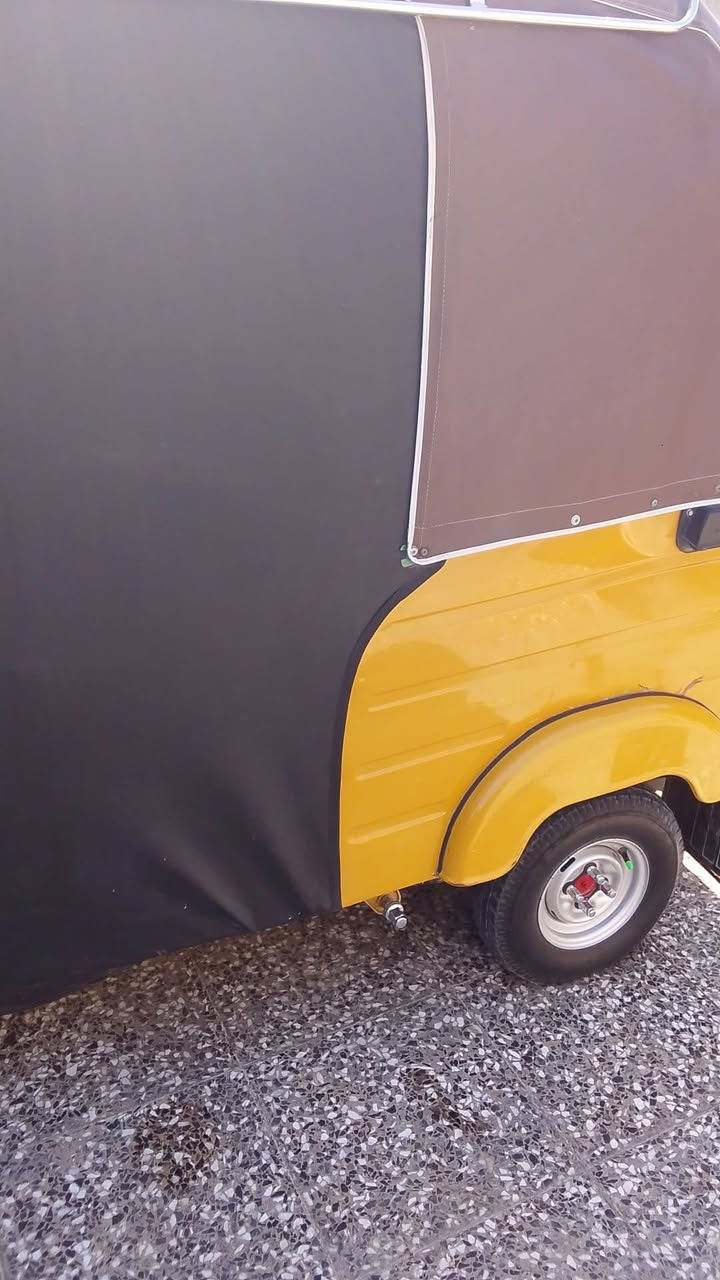 تكتك 20 رقم نكليزي بغداد تحويل ثاني يوم من ايدك للشارع كامله ..***********
