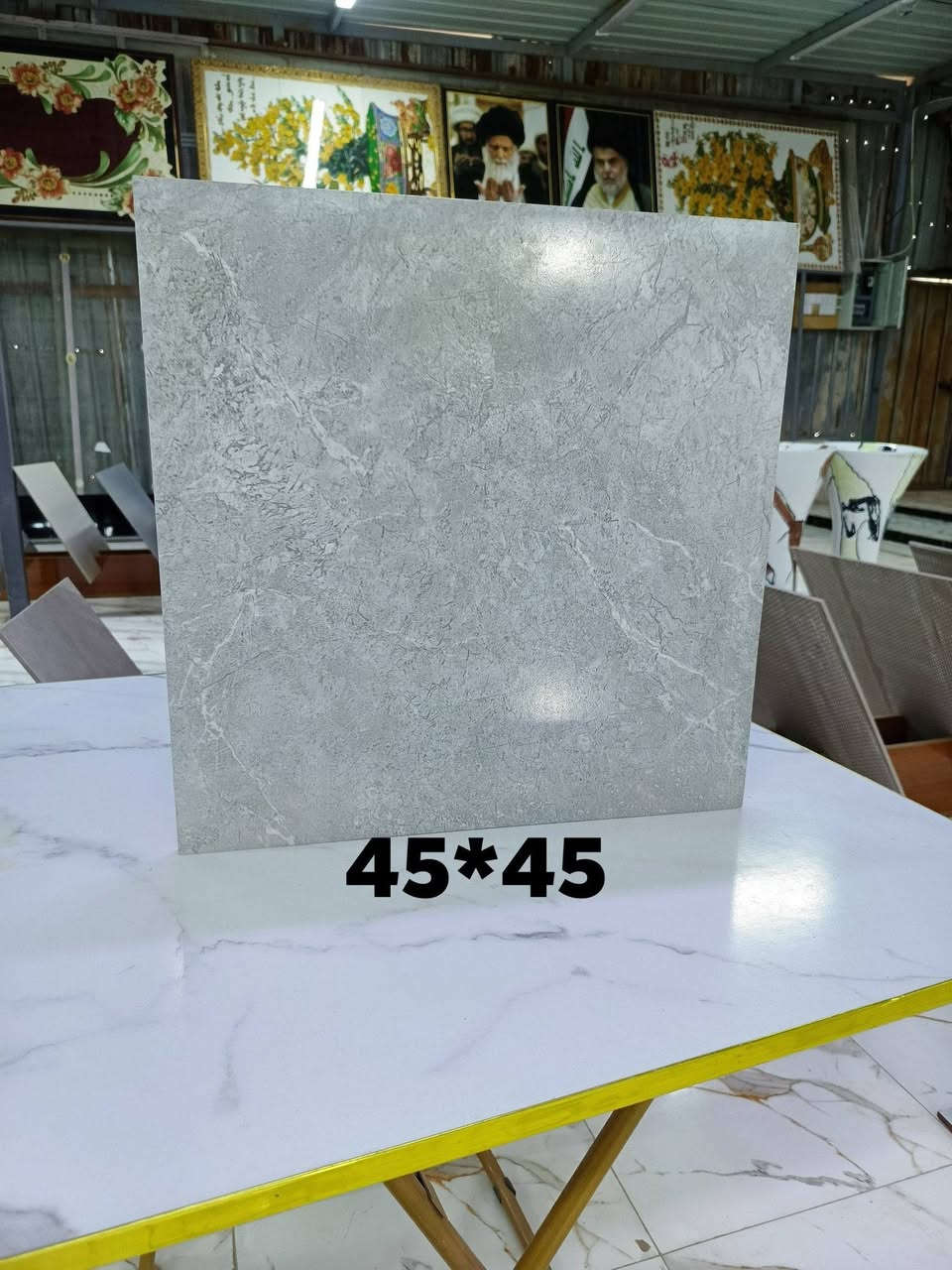 تم عرض الوجبه الأولى من ارضيات قياس/45*45/نوعيه امتياز ملاحظة/تجهيز جمله مفرد/استفسار ***********/***********
