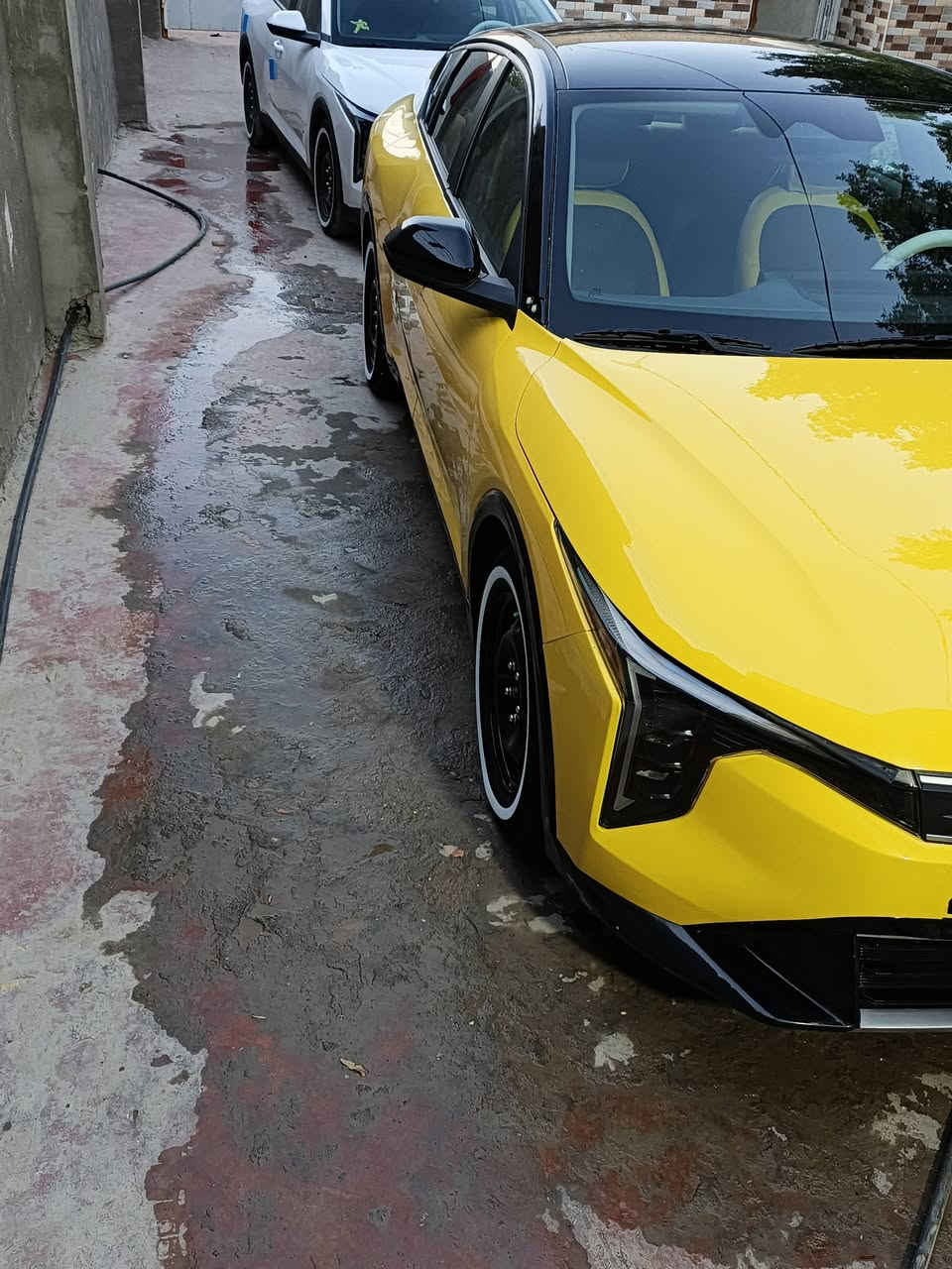 سلام عليكم K4 موديل 2025 مواصفات نص فول بصمه شحن لاسلكي سايد ابريك كهربائي لون اسود مصبوغه ليموني السياره كامله بس بدون رقم امبدل بيها بس باب امامي جهة يسره  وجوملغ راجع نفسيته المكان بغداد رقم الهاتف ***********
