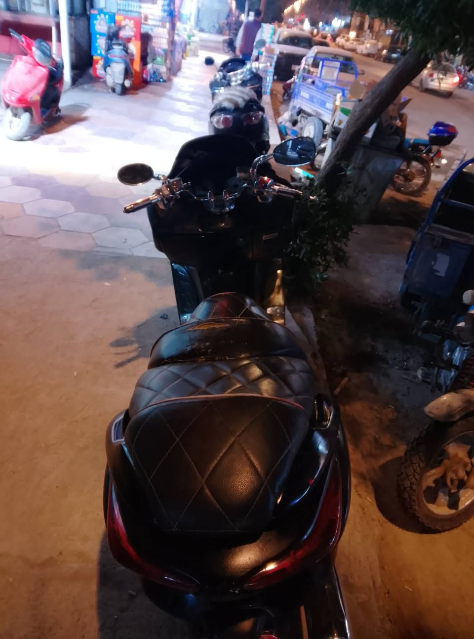 فورزة08
شلعة ومعدل خير من الله أوراقها كاملها كلها بس ترقم دراجة متعوب عليها قايش وكلجات جديد محرك خير من الله السعر 950 وبيها مجال للطيبين اتصل وبيك خير وتدلل *********** 
مكاني بابل الكفل
