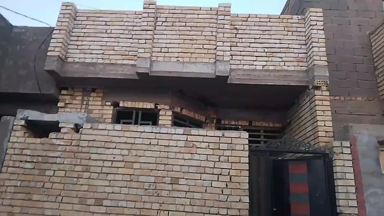 السلام عليكم بيت مساحه 50 هيكل سبع قصور شارع المشروع فرع ابو زهراء الدلال طابوق جمهوري السعر 22 وبي مجال
***********
السلام عليكم بيت مساحه 50 هيكل سبع قصور شارع المشروع فرع ابو زهراء الدلال طابوق جمهوري السعر 22 وبي مجال

