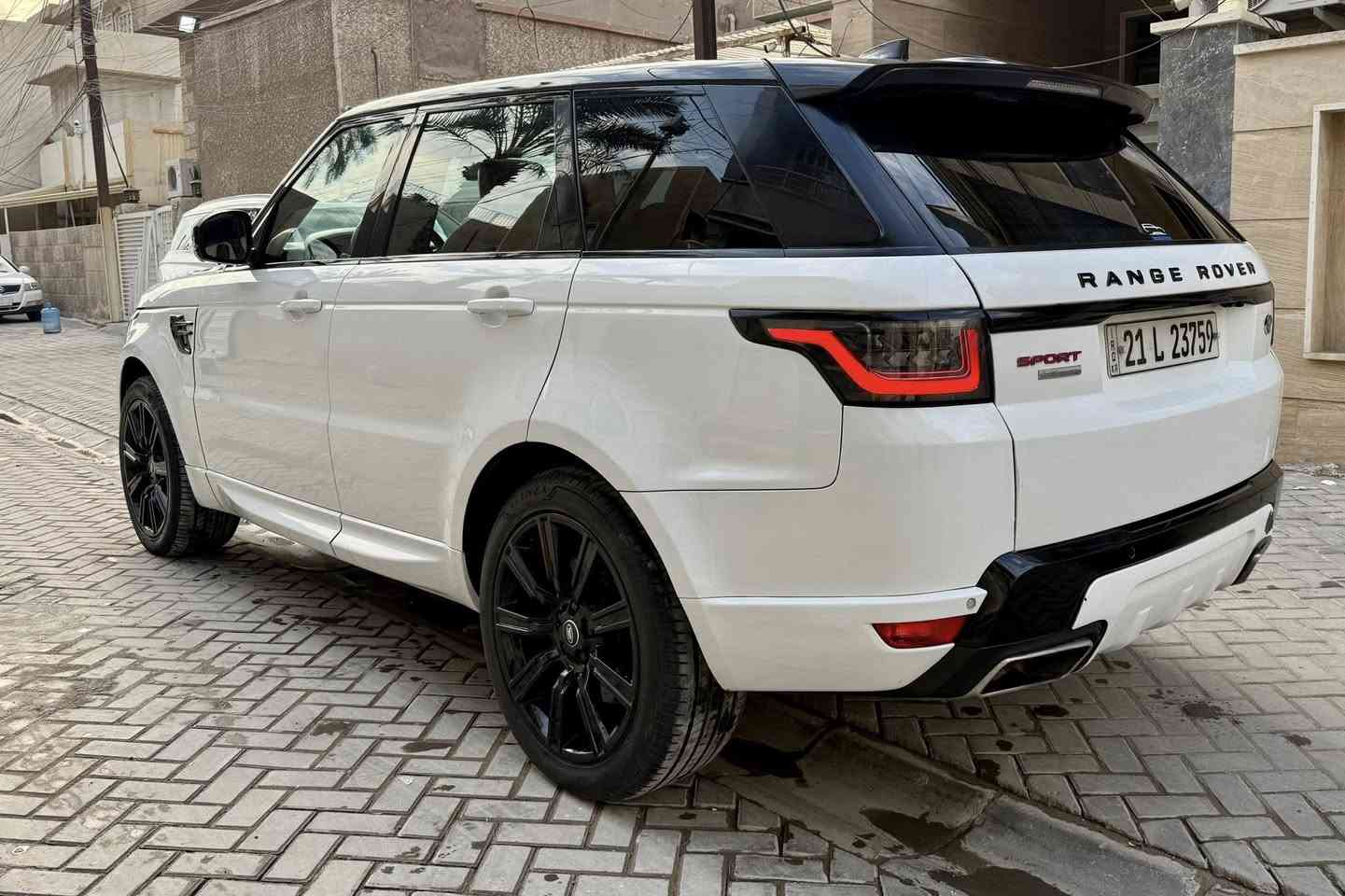 السلام عليكم متوفر بيع او مراوس رانج روفر سبورت 2018 محدث 2022 بدون ضرر مكفول من حادث فقط تحديث جاملغين ودعامية سيارة ديزل (كاز ) محرك 6 سلندر اقتصادية بشكل ومابيها مصرف للجناي مناسبة جداً رقم سليمانية هزة فحص جديد مكانها بغداد رقمي للاتصال ***********
