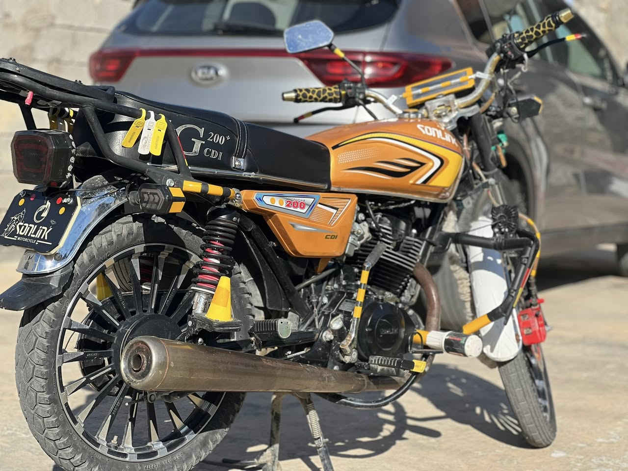 موطور ايراني للبيع محرك 200 موديل 2024 بعده جديد مشدود قبل كم شهر جاهز من كلشي السعر 950 وبي مجال المكان الانبار الرمادي المضيق  رقم الهاتف ***********
