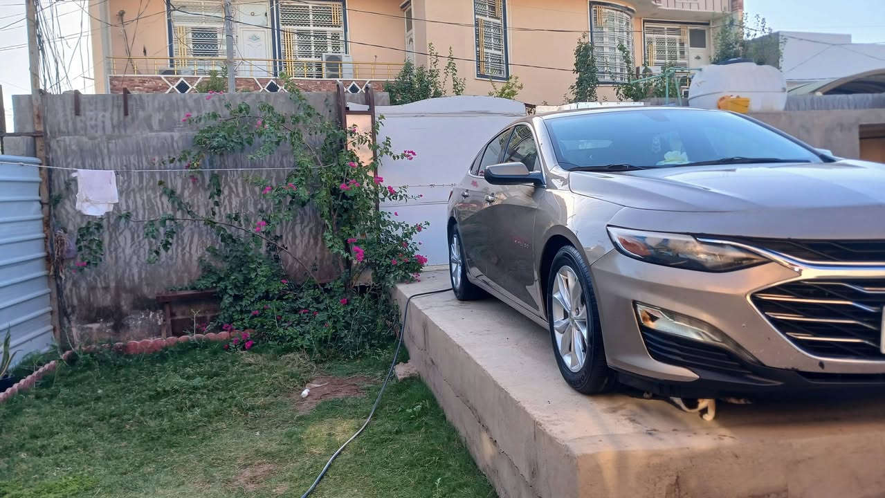 ماليبو 2022 LT  لون ترابي روعة🫟 امريكي السعر ( 105) ديالى _ بعقوبة 📞***********
معوقين ( بغداد )) باقي سنة و 4 اشهر وصير حرة
الضرر// فقط بنيد صبغ حادث سطحي امريكا
صورة السونار مرفقة   رقم الشاصي 1G1ZD5ST7NF122755
المواصفات  LT ماشية 94 الف كيلو
🔴بصمه ابواب  /تشغيل عن بعد 
🔴 نقاط عمياء / رادارات امامي خلفي 
🛑محرك 1500 توربو  
🔴سايد بريك بصمه / مانع انزلاق
🛑لدات اماميه نهاري / حساسات خلفية
🛑 اوتو بريك /توقف ذاتي عند الاقتراب 
🛑كشنات تدفئه 
🛑تبريد مناخين منفصل SYNC
🛑تبريد قطعتين امامي خلفي 
🛑شاشه كبيره تدعم كاربلي/خرائط Gps
🛑كامره خلفيه / كروز مثبت سرعه
🛑شاشة ضبط واعطال بل دشبول
🛑منافذ USP/ 12V /Tip
🛑حساس اطارات / 4 دسك/ Abs
