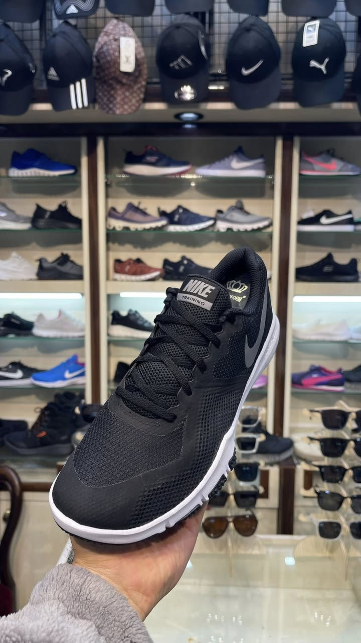 NIKE FLEX 🔥

بالة اوربية اورجينال 💯

القياس:  ٤٣

طول:  ٢٧،٥

توصيل السعر راسلني خاص 📩


**إذا كنت صاحب هذا الإعلان وتريد حذفه لأي سبب، رجاءا أرسل رسالة إلى الدعم الفني**