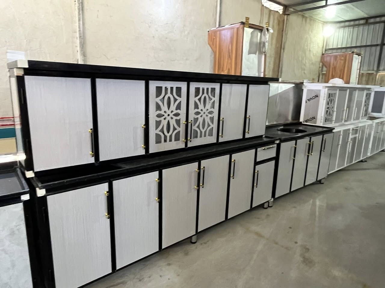 كاونترات باله + جديد تفصال نضافه 100/100 تركي اسعار خاص او واتساب عنوان مغربه شيشان ثانيه ***********
