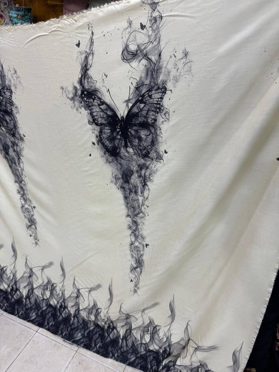 كشمير ايطالي قطني
سعر القطعه مترين ونص 6.000 
موديلات جديده 
توصيل جميع المحافظات


**إذا كنت صاحب هذا الإعلان وتريد حذفه لأي سبب، رجاءا أرسل رسالة إلى الدعم الفني**