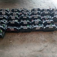 قواعد فيوزات حاويه دوج كرفان من موديل 2011/2020 جمله مفرد واتساب   077...