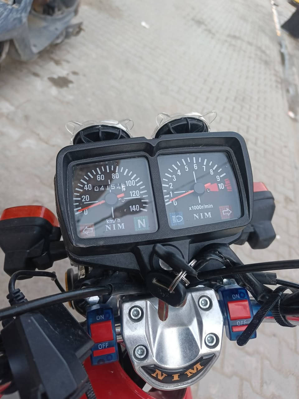 سلام عليكم دراجه نامه امتياج اوراق سكنر بسمي دراجه طلعته معرض طلعته 2025/12/7 يعني هسه دراجه صاله شهرين عندي مديل 2026 محرك 2026 شاصي 2026 دراجه نضيفه ومداريه عله ايدي والدهن مالته كل سبوع ابدله الدهن مالته اصلي دراجه ماناقصه اي شي مكفوله كفاله عامه من كلشي شتريد بيه شغال اشاير لايت بكلايت غيره غيره كلشي شغال تجي تفحص كدام عينك وماغشك ابد بيه شاحنه الشحن جهاز بيه ستان مال جهاز والدراجه ماماشيه هواي 42 كيلو سعره 800 وبيه مجال بصيط الي يحب يشتريد شراي يتصل او يراسل عنواني كربلاء ***********
