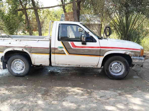 بيكم مديل 88 وكالة خاصه اوراعيه ايريد مداور الرقم ذي قاراوسنويته تنتهي 2027 اوتماتيك بيه وانجي والسعر 25 اوبيه مجال ***********
