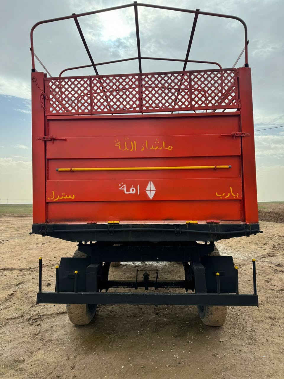 سلام عليكم عربانه بلاديه ألمانية للبيع الطول 4 ونص المكان الديوانية ***********
