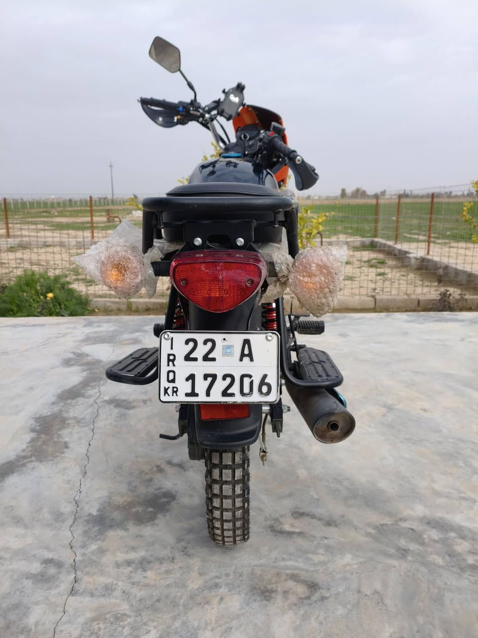 السلام عليكم
دراجة دايوان جبلي 200cc
مرقم كامل شرط التحويل
مرقم اربيل لوحات انكليزي 
دراجة ماشية 4000 مستعمل 23 يوم فقط 
واتساب ***********
