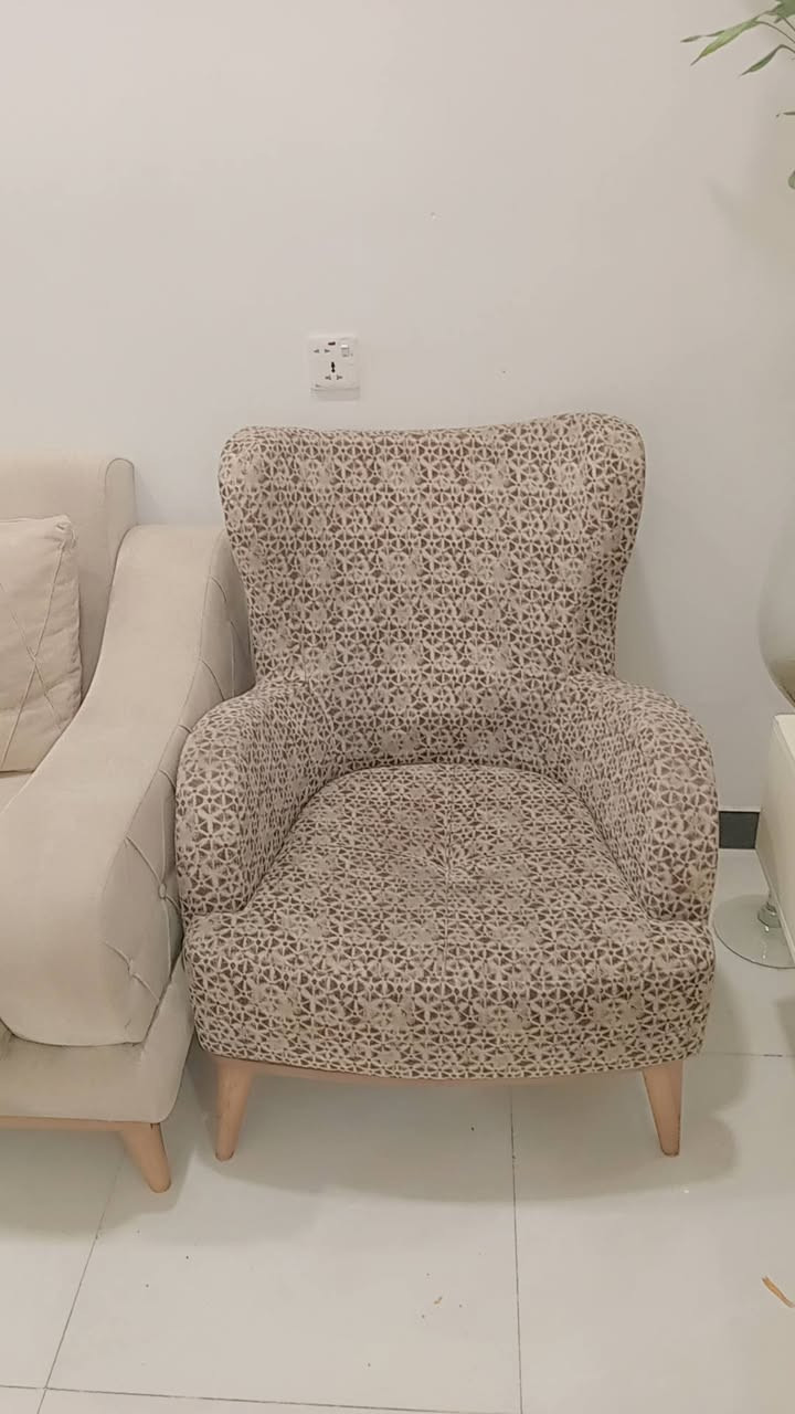 تخم ٨ مقاعد نظام سرير للبيع 
٣٥٠ قفل


**إذا كنت صاحب هذا الإعلان وتريد حذفه لأي سبب، رجاءا أرسل رسالة إلى الدعم الفني**