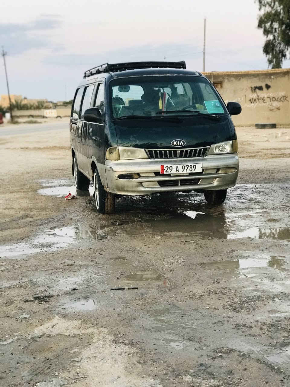 كيه بريجوو لبيع سياره بلاديه جهازه كله جديد بس المكينه تبخر السعر ٥٢ المكان السماوه رقم نكليزي سنويه ٣٠٣٠ مديل ٩٦ التصال ***********
