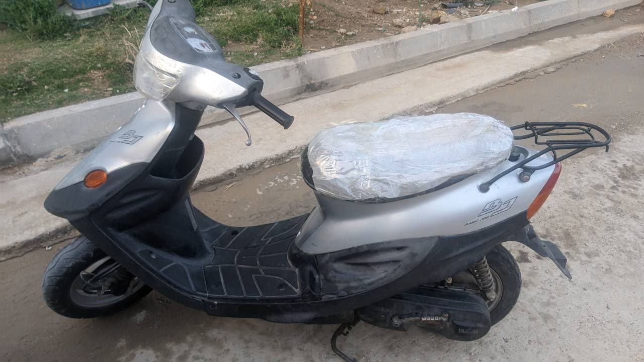 دراجة بيجي
شغاله نكره سلف مكينه مكفوله 
سعرها ب300
***********
