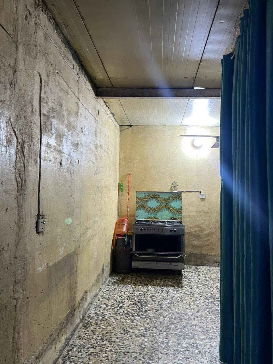 بيت للبيع بالكمالية حواسم البدالة قريب ع خالد ابو الجملة مع كامل ملحقاته سعر 20 مليون وبي مجال الاتصال والتواصل ***********
