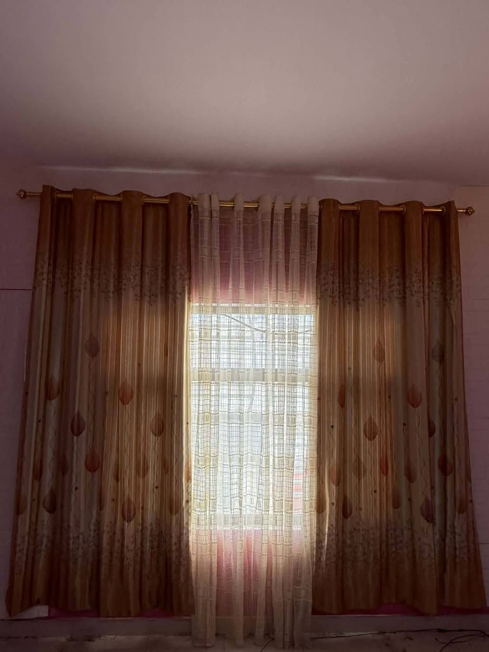 1-البردات كل 2 ب15 بدون التور 
التور ب5 لان التور كلش حلوات وخوش نوعيه 
2- وجوه المراوح  الواحد بألفين
3- الفرشات الجبير 30
والزغير ب15
4- الزولية الجبيرة ب40
والزلة الطويلة ب15
5- هذا مفرش السقف ب 25
الزولية الملونة ب15
6- الرف الحديدي ب40
7- المراوح الوحده ب18
كل اثنين ب 35
8- الزلة الطويلة البيجي ب25
9- الفرن ب20


**إذا كنت صاحب هذا الإعلان وتريد حذفه لأي سبب، رجاءا أرسل رسالة إلى الدعم الفني**