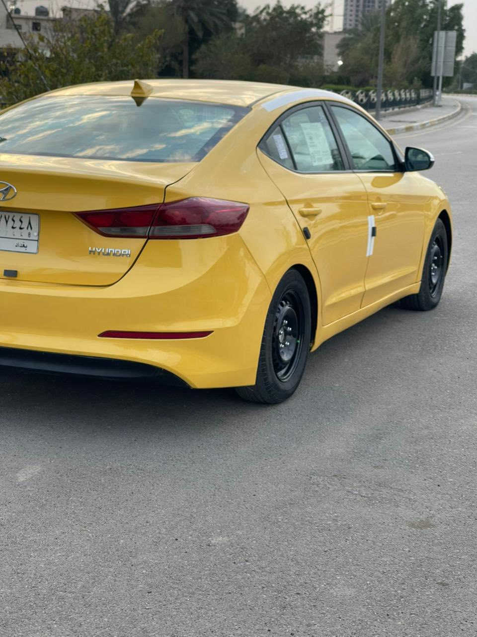 سلام عليكم مرخصه الادمن المحترم النترا موديل ٢٠١٨ وارد كندي 
حادثه قبق جنطه بدون دواخل   
مكينه ٢٠٠٠ دوش 
كير اي تي 
هيتر ستيرن 
كشنات هيتر 
شاشه اعطال 
رادار امامي  وخلفي وجانبي 
شاشه وكامره بلاديه 
صدر جديد 
تبريد تدفئه مكفول 
بجم كبس 
السعر ١١٥ وبيها مجال قليل 
عنواني بغداد البياع مدينه الذرى 
***********
