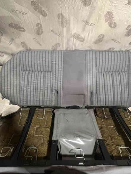 السلام عليكم غرفه مارسدس دب للبيع السعر 600 الف 
***********
