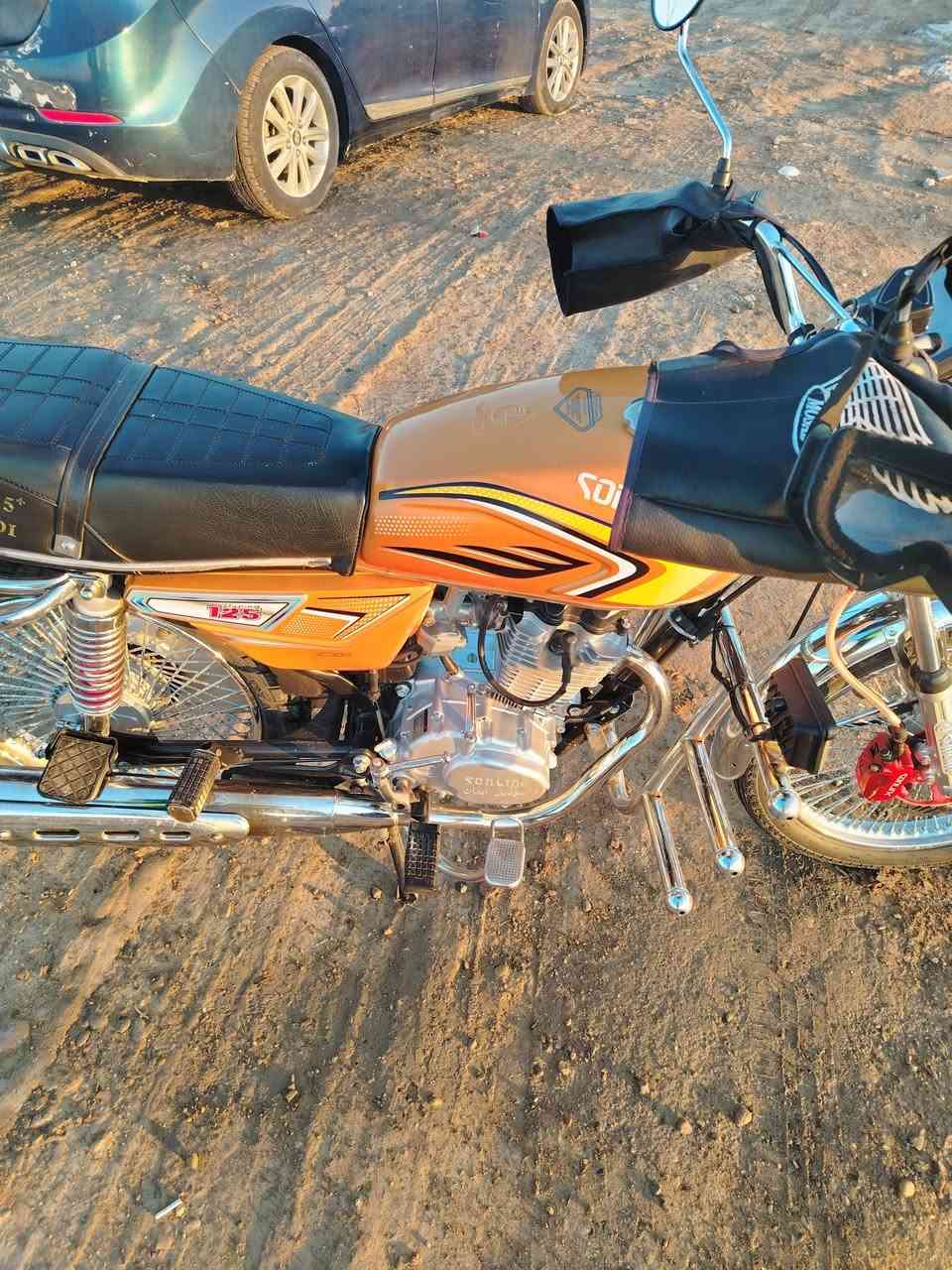 السلام عليكم دراجه للبيع تايكر سونيك موديل 25 خمسه كير كل نقص ما بيها ما عدا بسه شاشه محترقه مكان الدراجه واسط العزيزيه الاتصال على الرقم *********** وبيك خير تدلل والمو شراي الرجال لا يدخل
