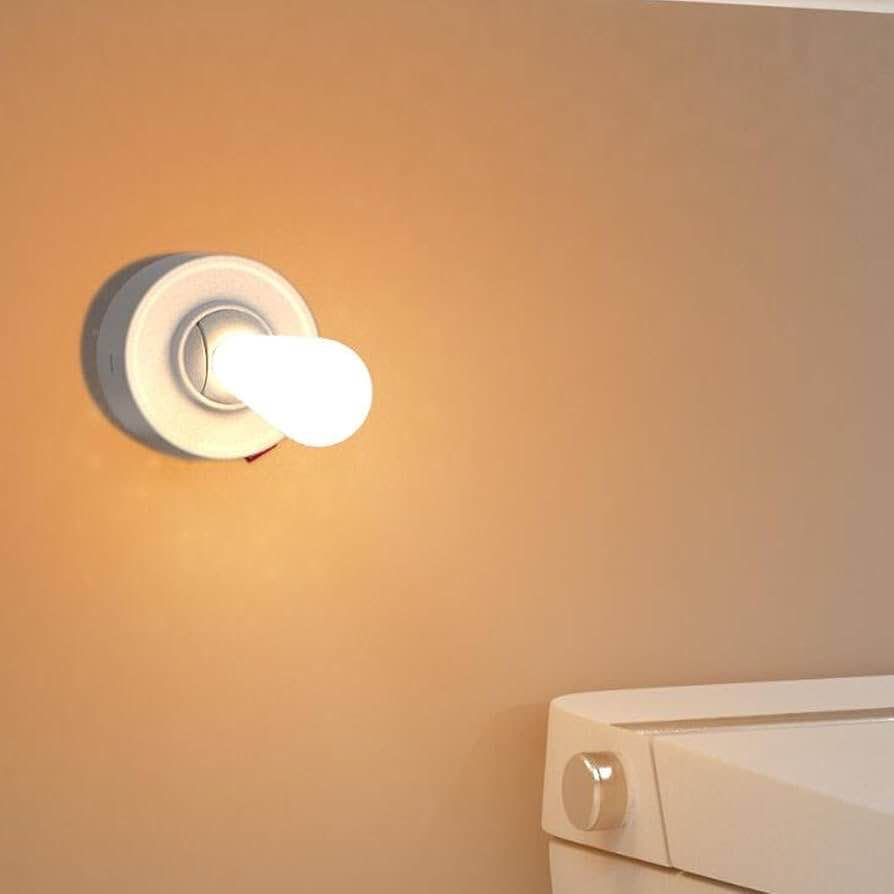 مصباح مكتبي وجداري

- تصميم جذاب مع هيكل من البلاستيك القوي

- يعمل بدرجتين للأضاءة يمكن التحكم بها عن طريق تحرك المصباح 

- يستخدم كمصباح مكتبي ومصباح جداري 

- لاصق دائري لتثبيت المصباح على الجدار

- منفذ تايب سي مع مؤشر الشحن 

- قاعدة المصباح ذات شكل دائري
 
- الأبعاد: الارتفاع : 20 cm , قطر القاعدة: 10 cm بغداد, العراق


**إذا كنت صاحب هذا الإعلان وتريد حذفه لأي سبب، رجاءا أرسل رسالة إلى الدعم الفني**