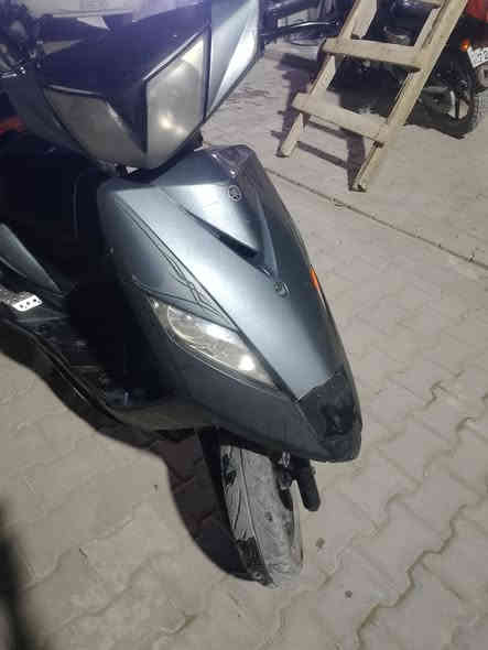 السلام عليكم 
للبيع دراجة ثعلب  محرك مفتوح 
تجفيت درجة أولئ قبل اسبوعين جفتتها 
الكفرات مختمة ختم واحد
 كهربائيات كلها شغلات
زوج تايرات جديده 
بطاريه جديده
السعر 475 وبيها مجال العنوان بغداد ***********
