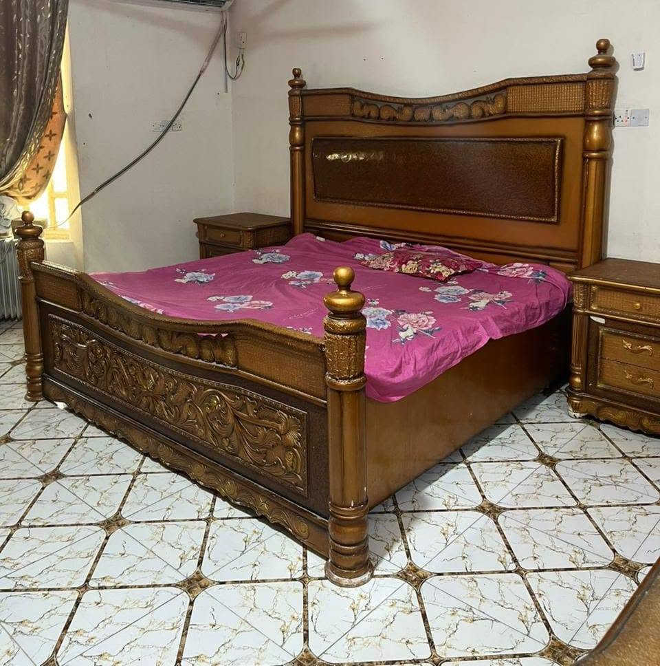 غرفة نوم كويتي 7قطع نظيفة چربايةمترينمكاني البصرة الزبير للتواصل واتس اب ***********
