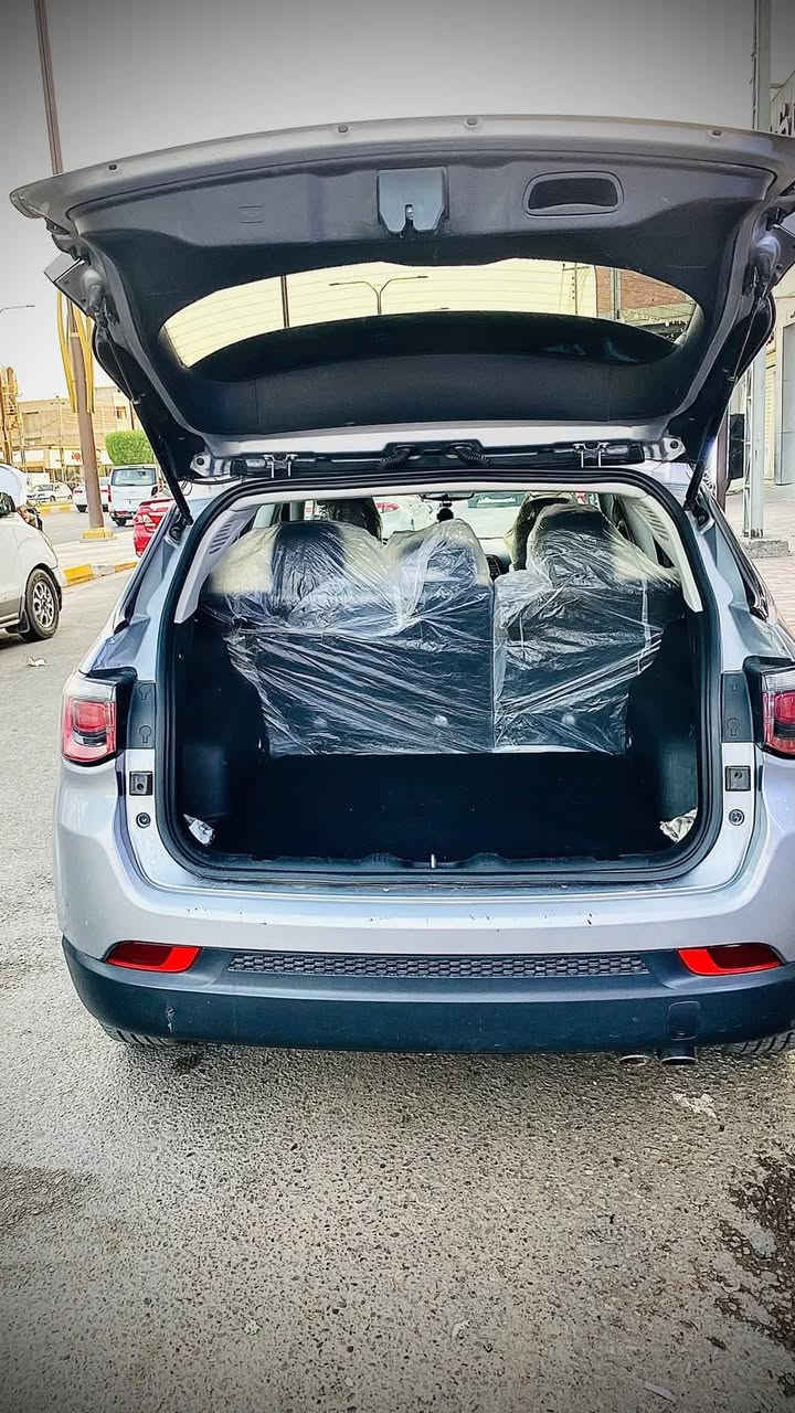 السلام عليكم
للبيع جيب كومباس 2020 وارد أمريكي نظيفة وجاهزة

٧ الموديل: 2020

٧ المسافة المقطوعة: 5,000 8كم

٧ اللون: سلفر وقمار سوداء وهاذا مرقوب جدا

٧ المحرك: 2400 سي سي (4 سلندر)

• محرك قوي اقتصادي ١١

• صرفية بنزين ممتازة، مثالي للمدينة والسفر

• نظام دفع أمامي (FWD)

• كير أوتوماتيك 6 سرعات استجابة ناعمة ومريحة V

٧ المواصفات الإضافية:

• فول مواصفات (شاشة كبيرة, كاميرا خلفية, كراسي جلد,

تبريد وتدفئة)

• تشغيل عن بعد

• تحكم بالسير الجهتين V

• كشافات ضباب ٧

• بصمة تشغيل ودخول ذكي

• مثبت سرعة /

• تحكم طارة

• نظام توفير وقود ذكي + تحكم قيادة مريح

• مكينة, كير, تبريد كله مضمون V

٧ الحالة:

• السيارة نظيفة جداً من الداخل والخارج

• بيها فقط قطعتين تبديل (بونيت + جاملغ)

• السنوية تحويل ثاني يوم - تريد وكاله انا زاهز

• لا تحتاج أي صرف - مجرد تركب وتسوق

الموقع: الحله المركز

 المطللوب136 بيه مجال

) للاستفسار اتصال ع الرقم ***********
