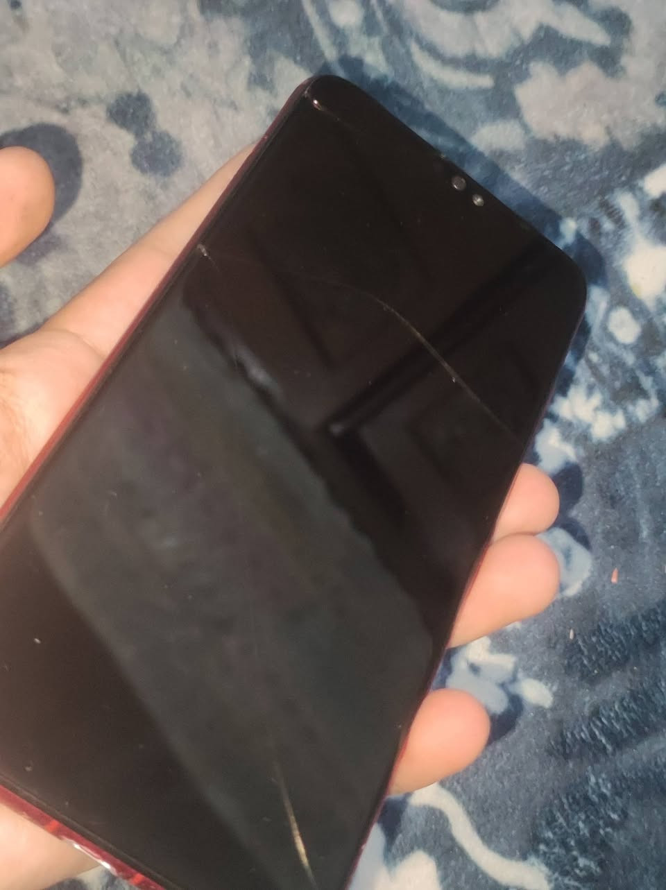 السلام عليكم ،  
هونر x8 ذاكره 128 رام 4 بي فطر بالشاشة السعر 60 وبي مجال


**إذا كنت صاحب هذا الإعلان وتريد حذفه لأي سبب، رجاءا أرسل رسالة إلى الدعم الفني**